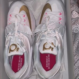 KD VII PRM BASKETBALL SHOES